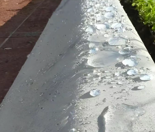 哈密硅烷浸渍涂料在混凝土保护中的应用